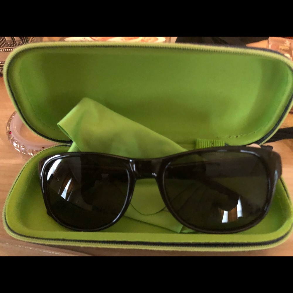 Twins sunglasses brand new in original case.